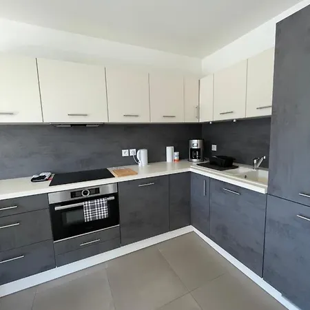 Lovely 1 Bedroom In 昂蒂布